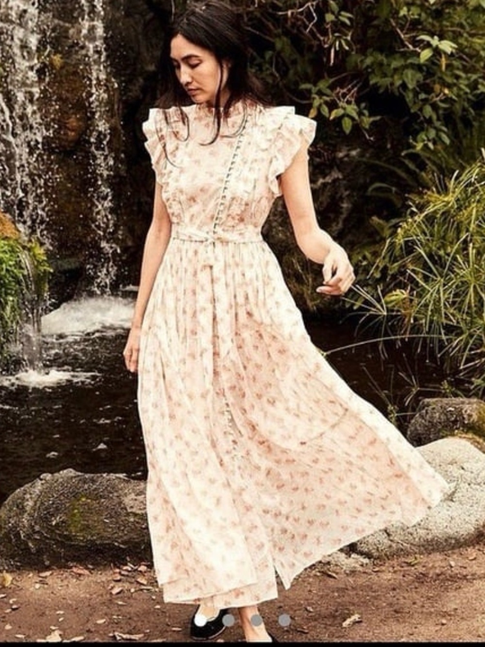 Doen Carnation Dress in size S.